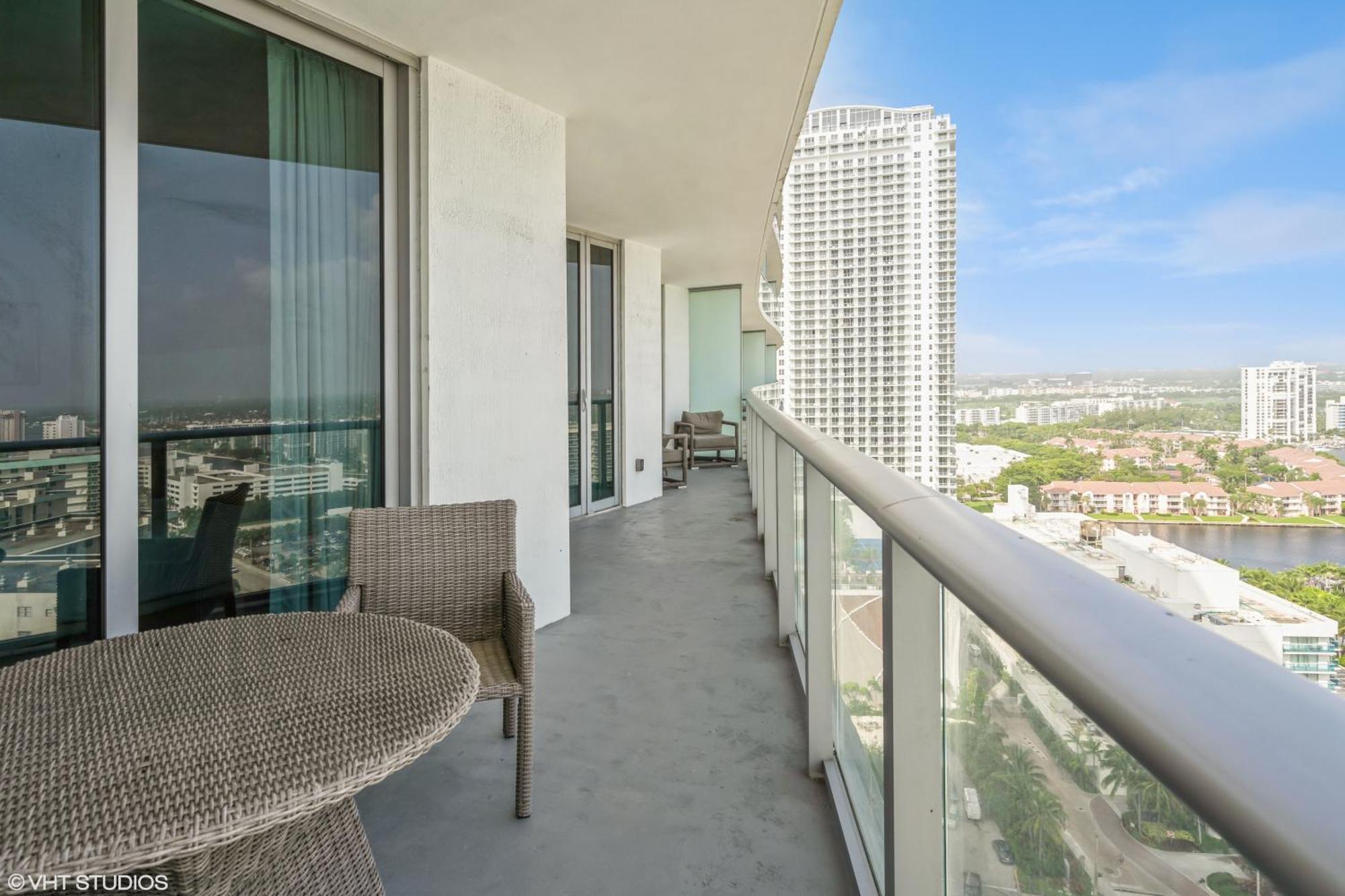 Lyfe Residence Building - Private Apts Over The Beach Hollywood Dış mekan fotoğraf